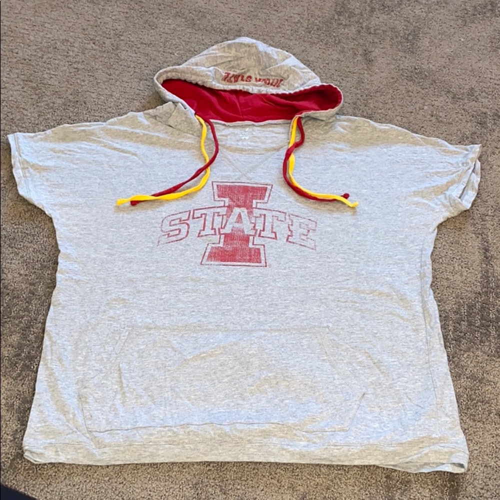 Short sleeve hoodie